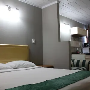  Motel Ritz Canada